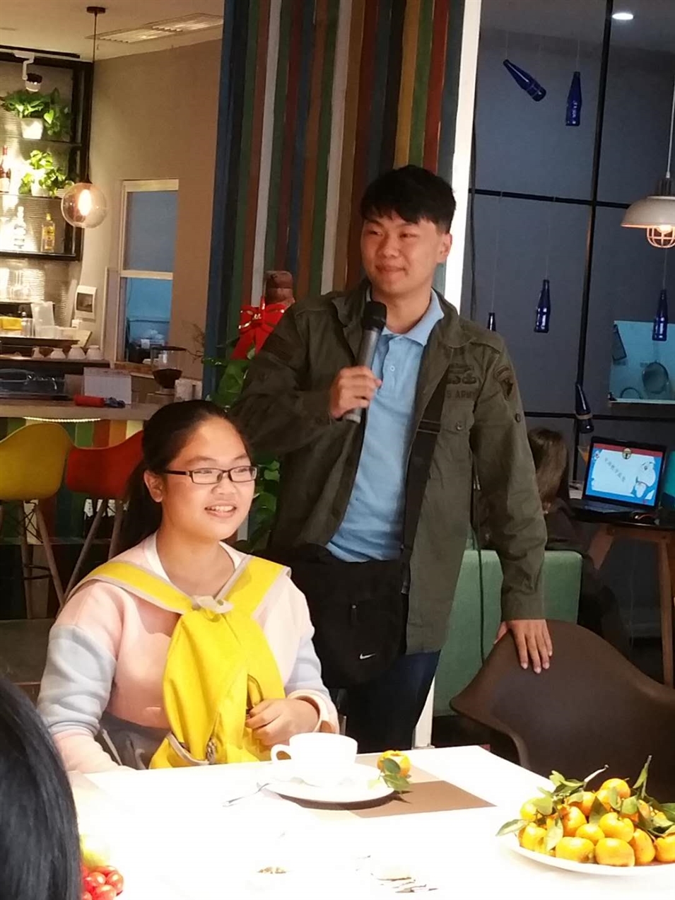 韋同學(xué)在分享學(xué)習(xí)日語(yǔ)的經(jīng)驗(yàn) 韋同學(xué)在分享學(xué)習(xí)日語(yǔ)的經(jīng)驗(yàn)